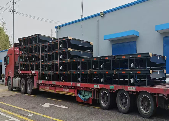 Dock Leveler ถูกส่งอย่างต่อเนื่อง - -